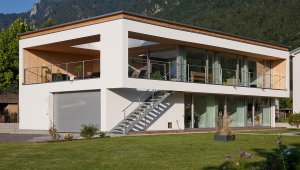 Neubau Einfamilienhaus Holz-Alu Fenster